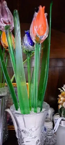 Bunga Tulip Kristal