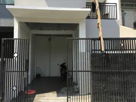 Dijual Rumah di Sariwangi Bandung Barat Siap Huni