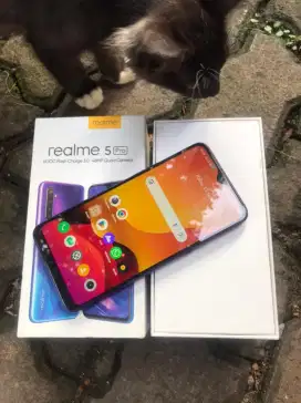 Realme 5 Pro Ram 4 / 128gb lengkap