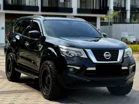 Dijual Nissan Terra VL Diesel 2019 low km servis record