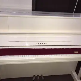 Piano YAMAHA U1J PWHC