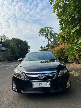 Toyota camry hybrid CASH