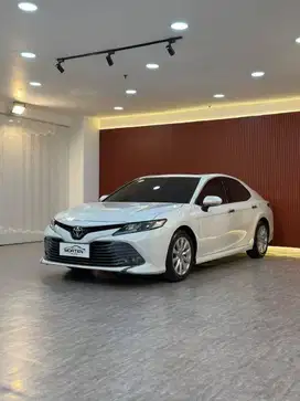 Toyota Camry V 2.5 AT Tahun 2019 Km 50rb Bergaransi Mesin