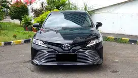 [ SUNROOF ] Toyota Camry 2.5 V AT Black on Black 2021/2022