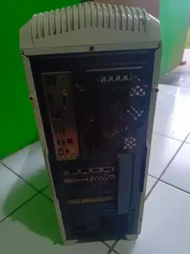 PC core i5 6500. Vga GTx 1070