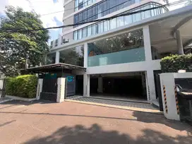 Disewakan Gedung Brand New Bisa Perlantai Area Kebayoran Baru