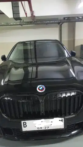 BMW 730Li tahun 2022
