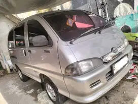 Mobil Espass, warna silver