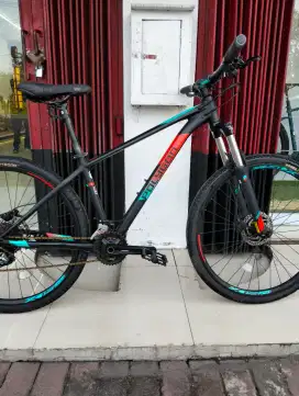 sepeda polygon xtrada 5 27,5