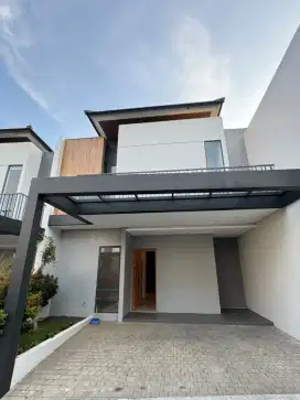 Rumah Mewah Komplek Setra Duta Sukajadi Setrasari Kota Bandung