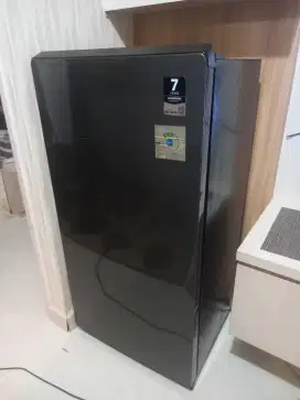 KULKAS AQUA 1 PINTU