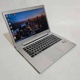 Laptop Dual Vga Nvidia core i7 8/256gb Lenovo Ideapad