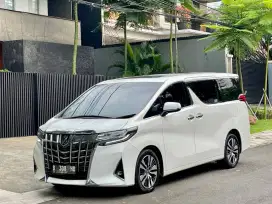 Toyota Alphard G ATPM TSS
2021 PUTIH (barito)