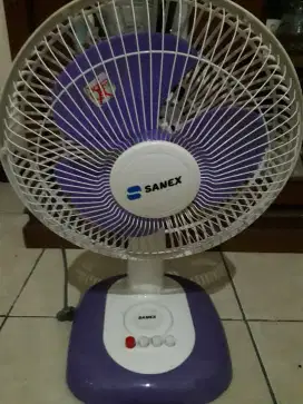 Kipas Angin Sanex 10inch. Baca Deskripsi.