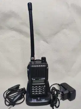 HT ICOM V80  VHF