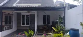 DIKONTRAKAN RUMAH TAHUNAN