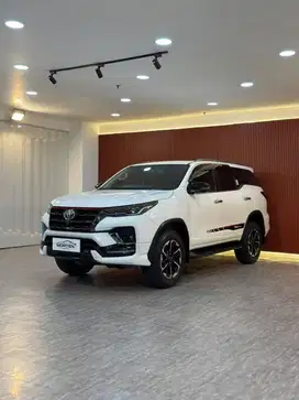 Toyota Fortuner VRZ TRD 2.4 AT Tahun 2021 Bergaransi Mesin