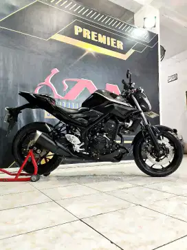 Yamaha MT25 Naked mewah 250cc 2cilinder black.Anugerah motor rungkut