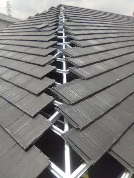 Bongkar pasang atap baja ringan & plafon pvc terpasang