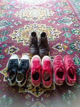 Dijual sepatu second