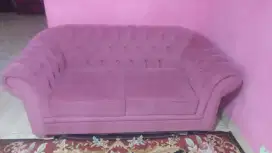 Sofa pink aslinya LBH bagus bahan bludru