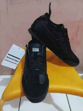 Sepatu Onitsuka Tiger
