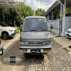 MAZDA E2000 MT MINIBUS 1997