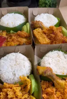 Nasi ayam tempe tahu