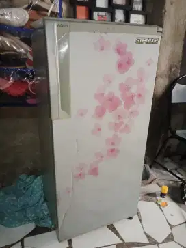 Kulkas Aqua 1 pintu normal