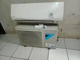Juwal ac Daikin thailand 3/4 pk + pasang