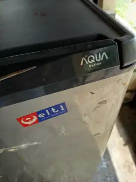 Jual kulkas 1 pintu merek AQUA originil