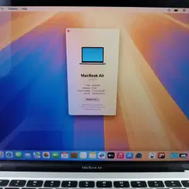 Macbook Air M1 Ram 8 Ssd 256 layar 13 inch lengkap full set Silver