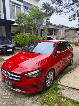 Mercedes-Benz A200 2018 Bensin