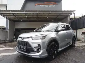KM 20rb ANTIK Toyota Raize 1.0 GR Silver 2021