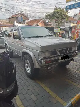 Nissan Terrano 2002 Bensin