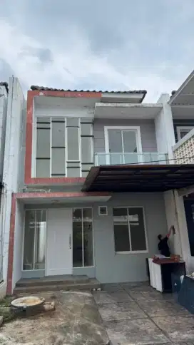 Disewakan rumah di residence one