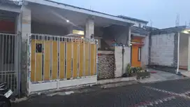 Rumah Bunut Wetan Pakis Malang