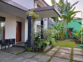 Rumah Luas & Strategis Siap Huni Cigadung Dago Kota Bandung