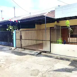 Rumah second bagus nyaman dekat mangesti raya baki