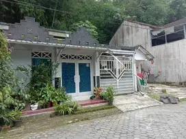 DIJUAL RUMAH PERUM DEKAT PAKELAN MERTOYUDAN MAGELANG