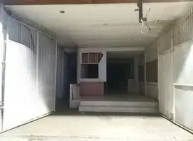 Disewakan Ruko Raya Wiyung Hadap Utara