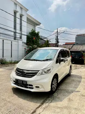 Honda Freed 2015 Bensin