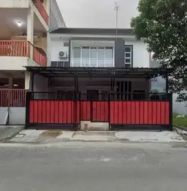 Rumah luas 2lt full bangunan Bunderan 1 Citra Raya