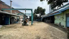 Dijual Gudang Workshoop hitung tanah Lokasi Strategis Raya Kalirungkut