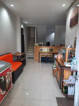 Rumah 3 Lantai Di Gading Serpong Tangerang S6232