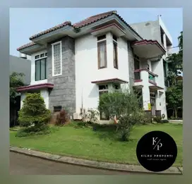 Dijual Rumah Semi Furnish Posisi Hook di Legenda Wisata Cibubur.