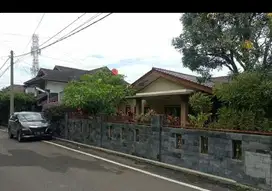 TURUN HARGA RUMAH LUAS LOKASI DI CIGADUNG DAGO BANDUNG