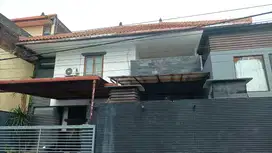 dijual rumah lantai 2 panjer denpasar