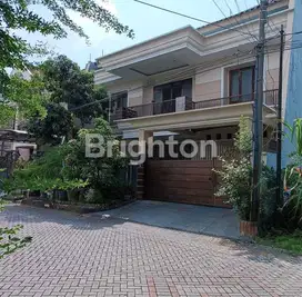 SIAP HUNI BOULEVARD GALAXI BUMI PERMAI ARAYA 1 d merr manyar kertajaya