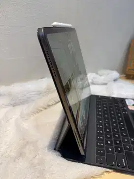IPAD PRO 12.9inch 128GB (4th GENERATION) WiFi ONLY - SECOND